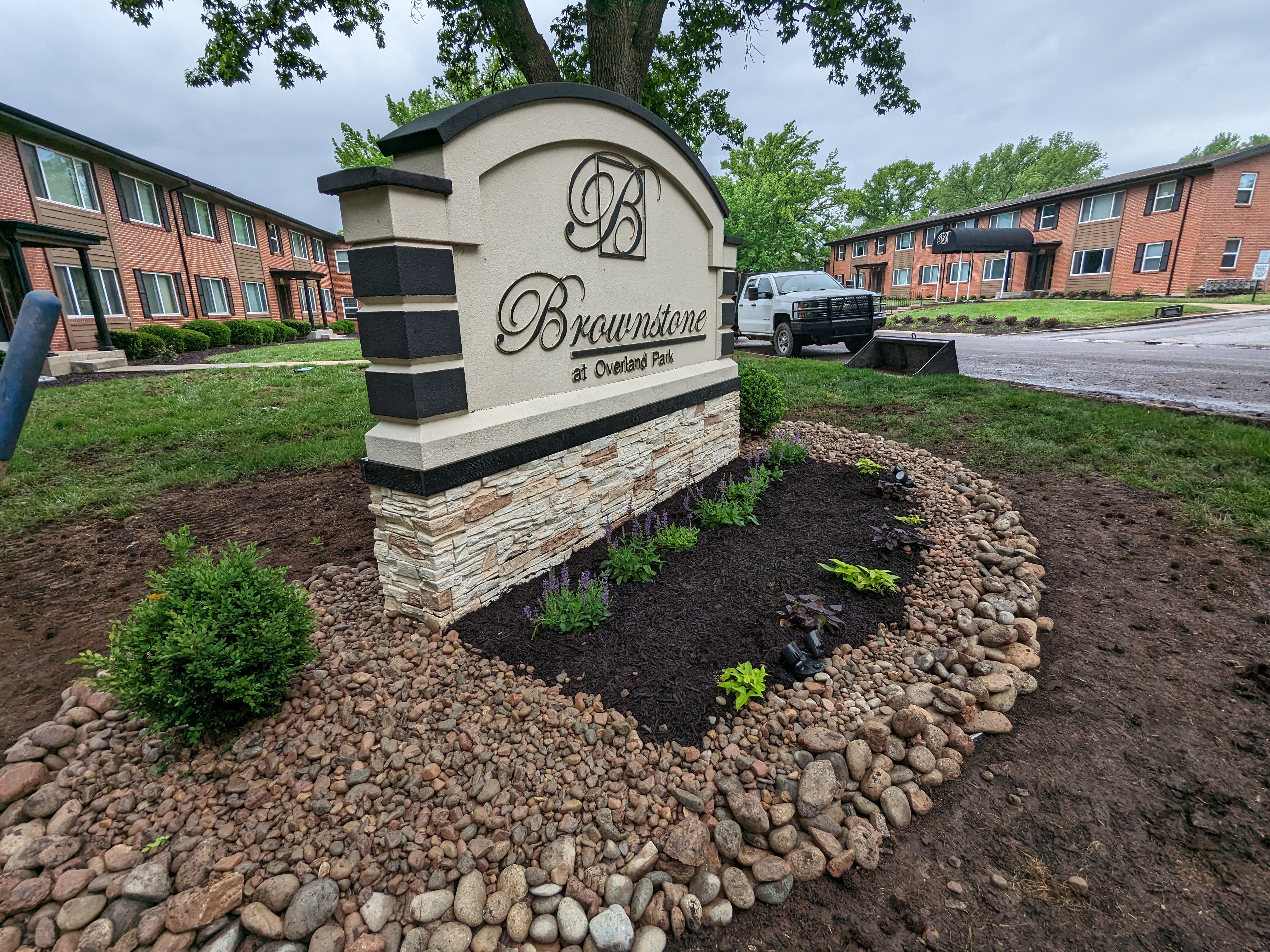 Pxl 20230516 184904829