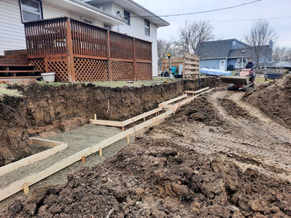 Seed Straw Retaining Wall Concrete Base Versa Lock 3